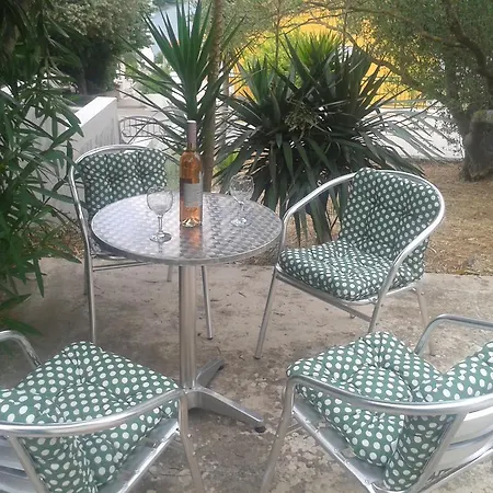 Zrnovska Banja 11510b Korčula